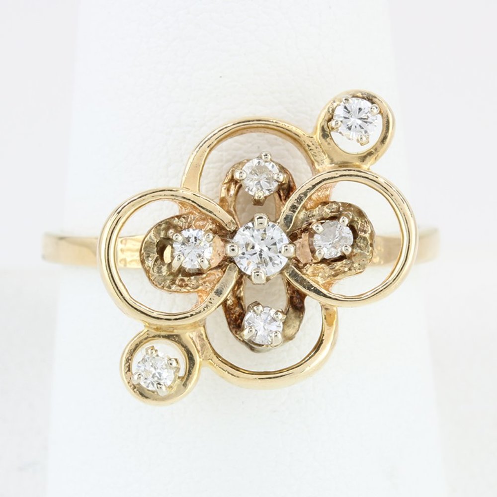 14k Gold 7-Stone Diamond Ring